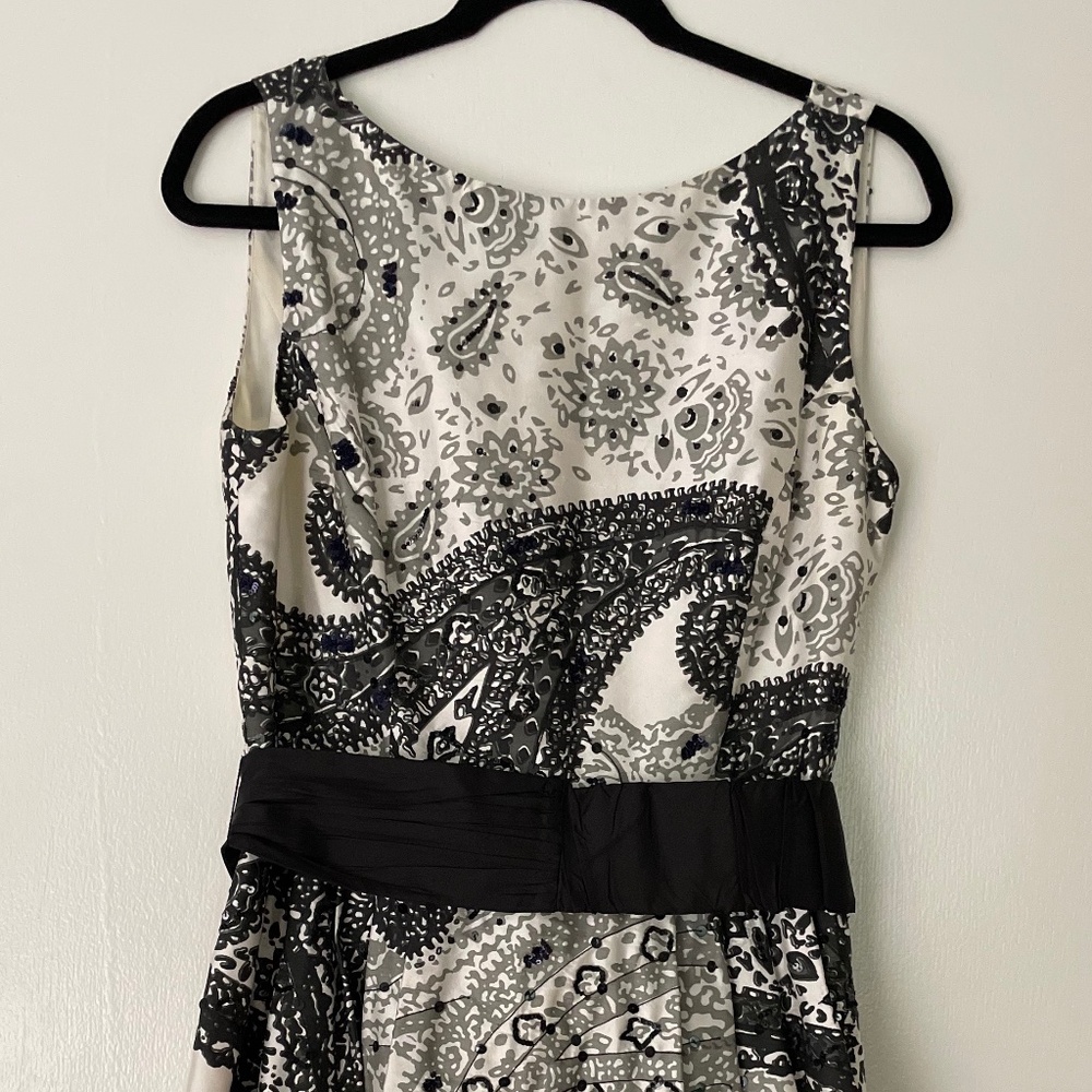Flores & Flores Silk Dress with Paisley Design Size 12